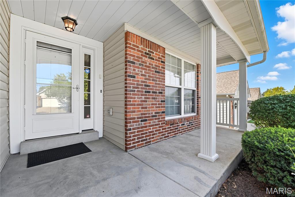 16 Hunting Manor Drive