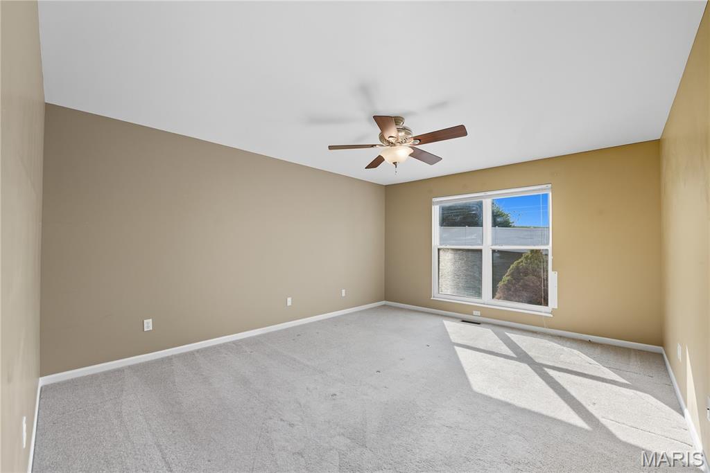 16 Hunting Manor Drive
