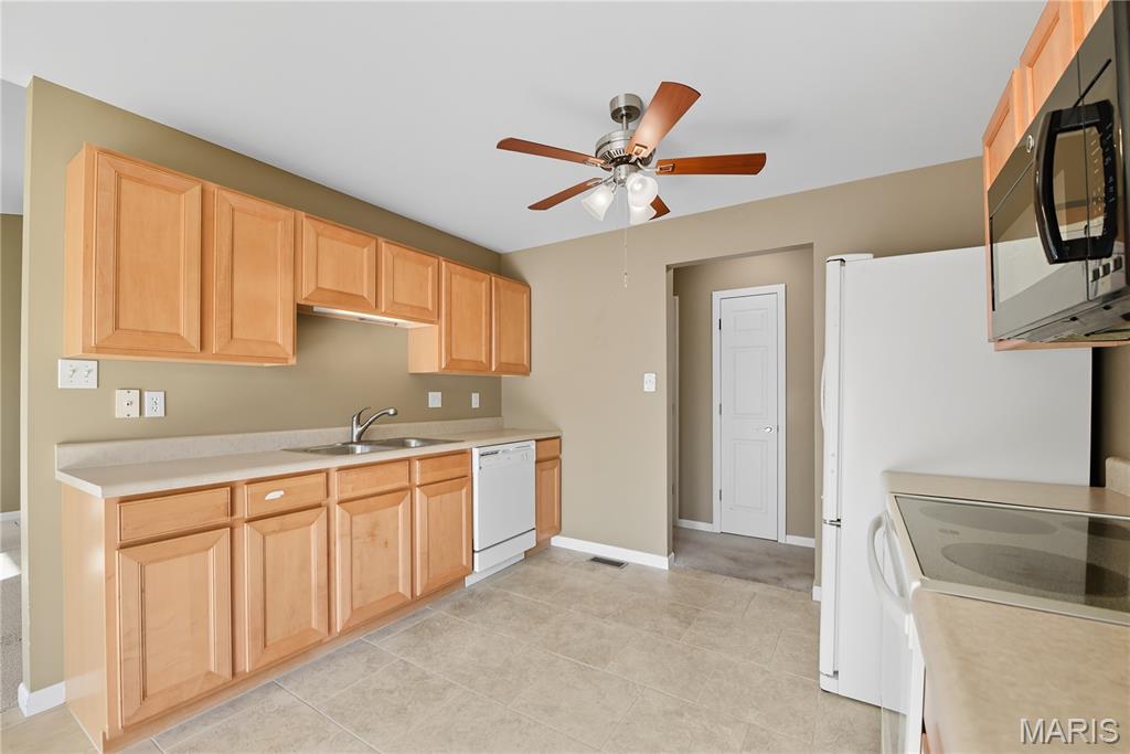 16 Hunting Manor Drive