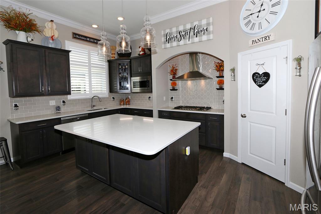 494 Cambridge Manor Drive