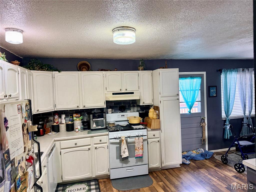 25667 Booneslick Farm Road