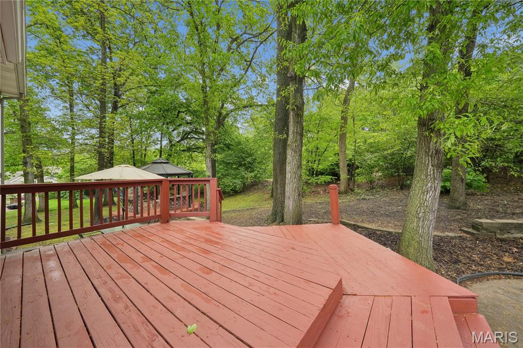 2 Forest Park Circle