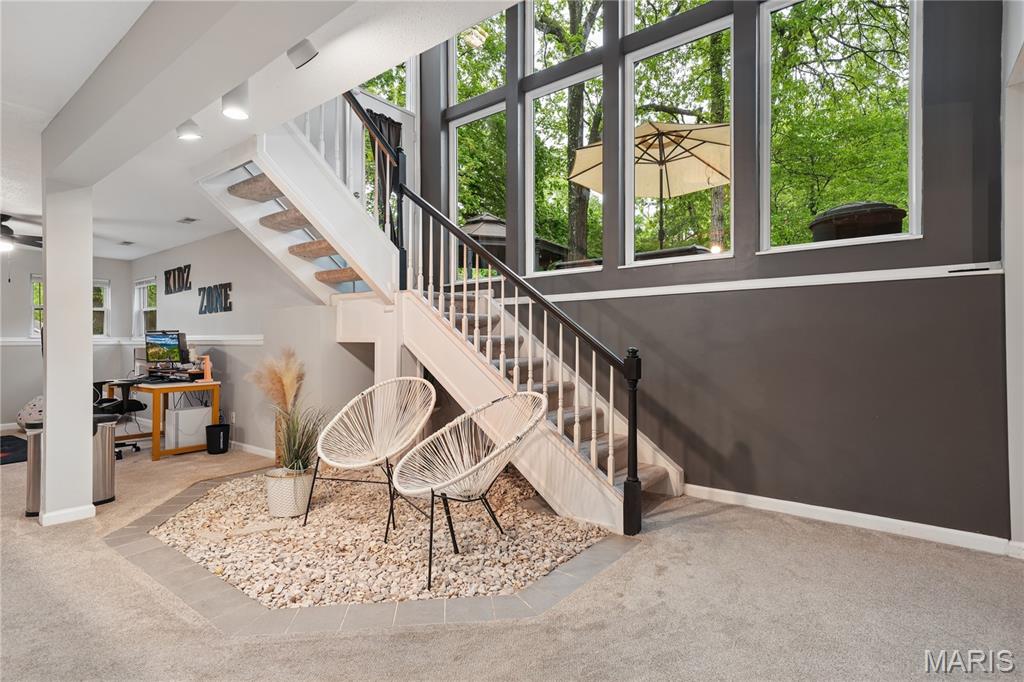 2 Forest Park Circle
