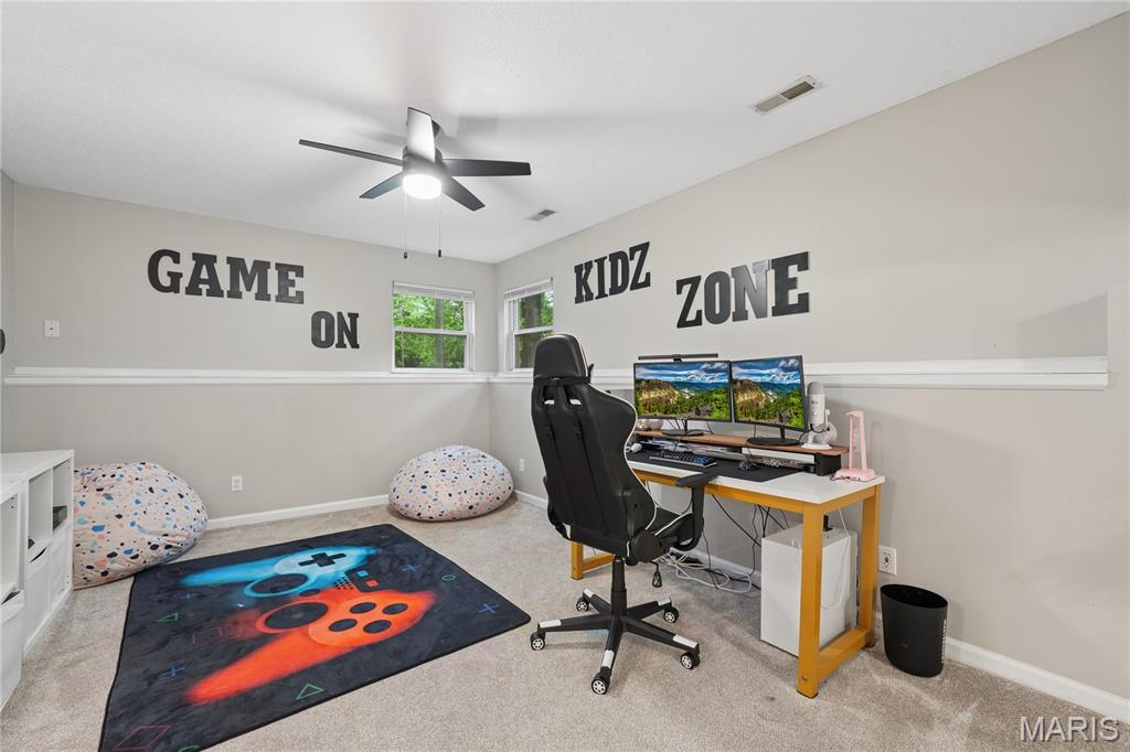 2 Forest Park Circle