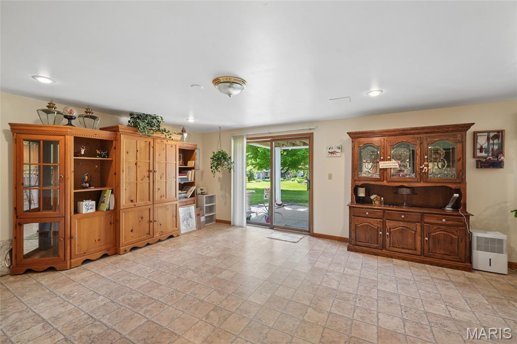 458 Fox Den Lane