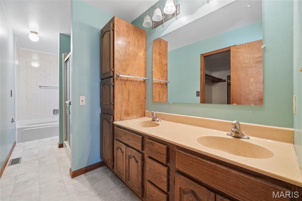 458 Fox Den Lane