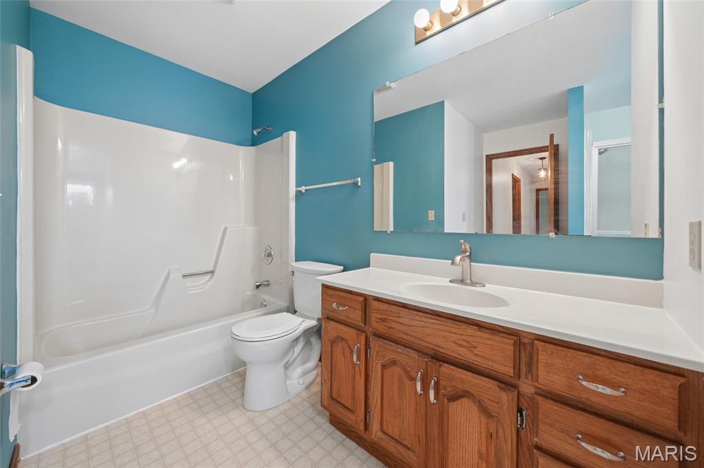 458 Fox Den Lane