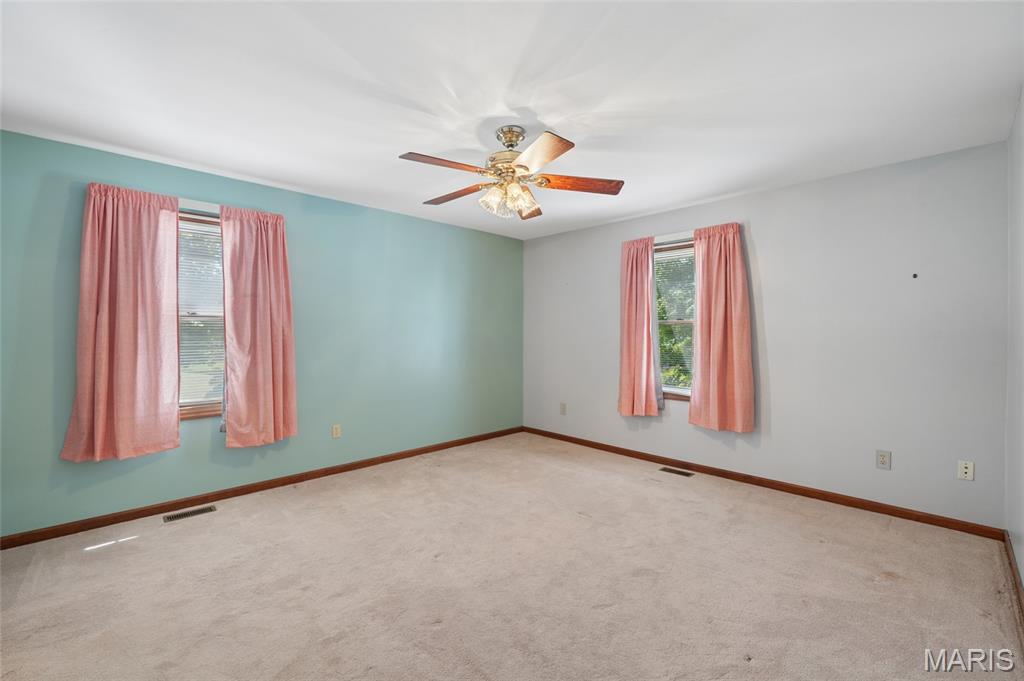 458 Fox Den Lane