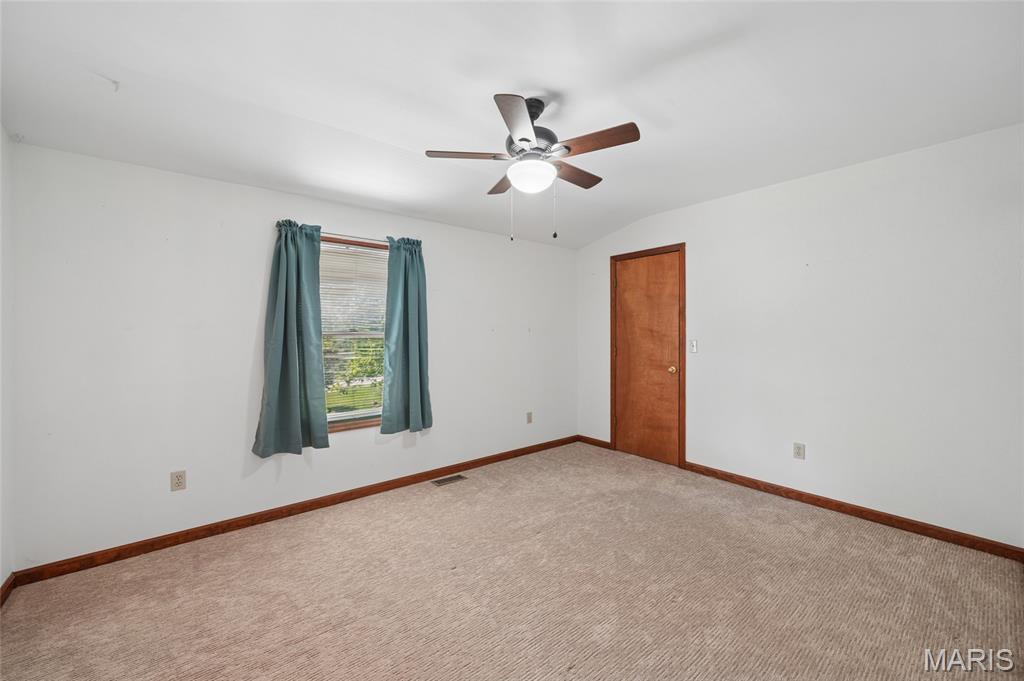 458 Fox Den Lane