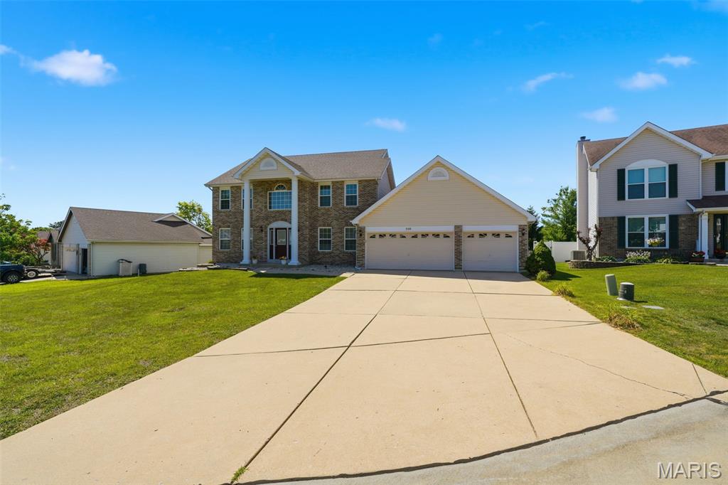 210 Autumn Rose Court