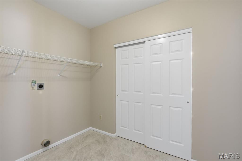 210 Autumn Rose Court