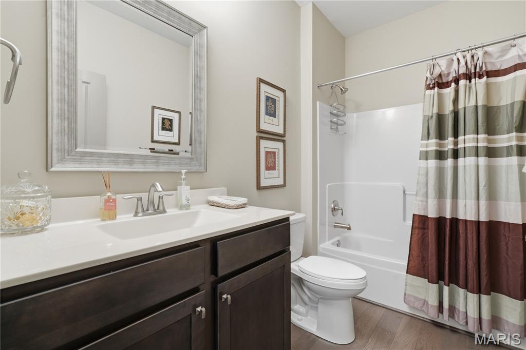 1215 Silver Fern Drive
