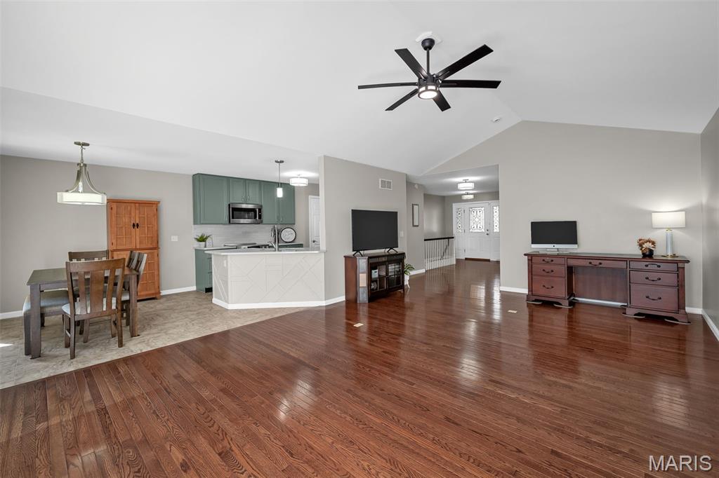 3416 Sun Bear Court Unit: 830C
