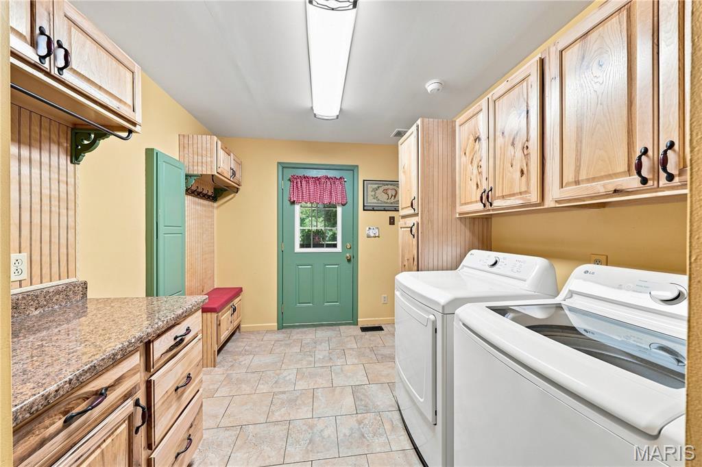 19501 Coventry Circle