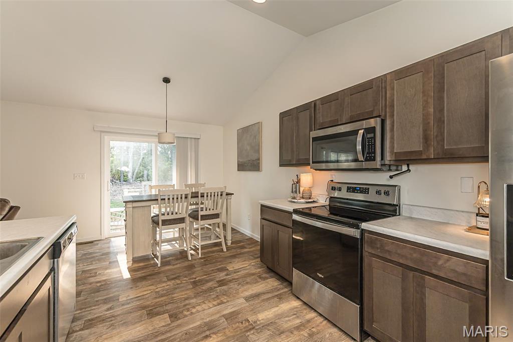 162 Williamsburg Lane