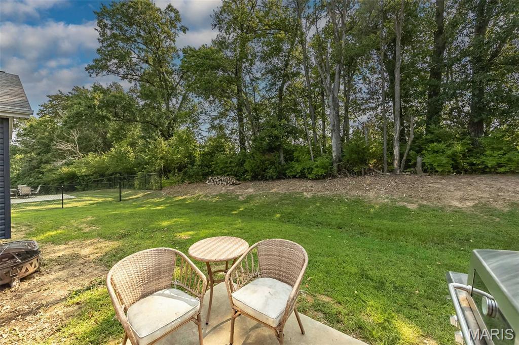 162 Williamsburg Lane