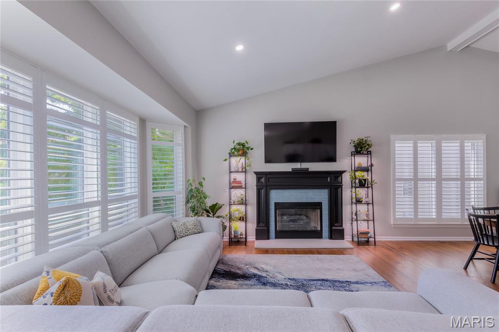830 Harmony Terrace