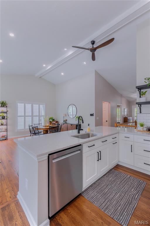 830 Harmony Terrace