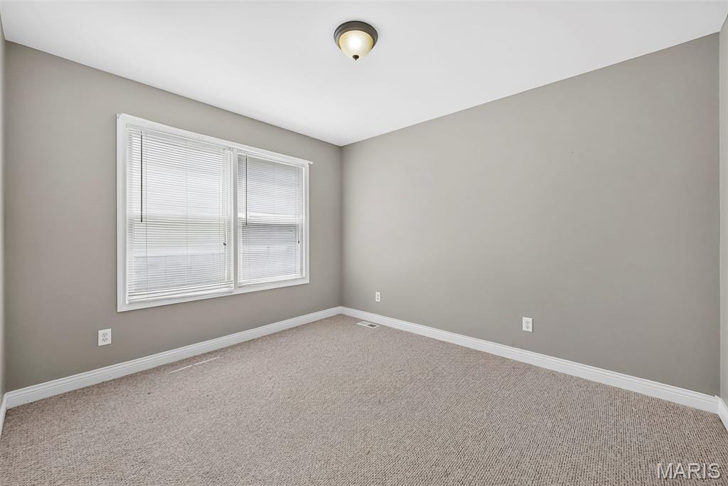 384-386 Shadow Pines Drive