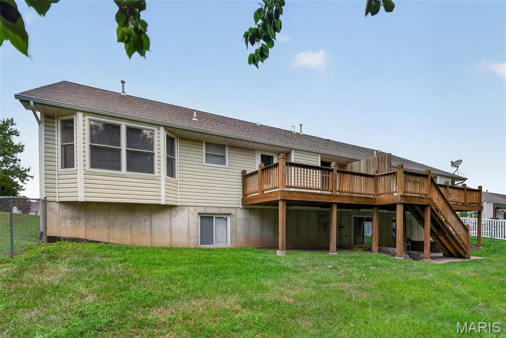384-386 Shadow Pines Drive