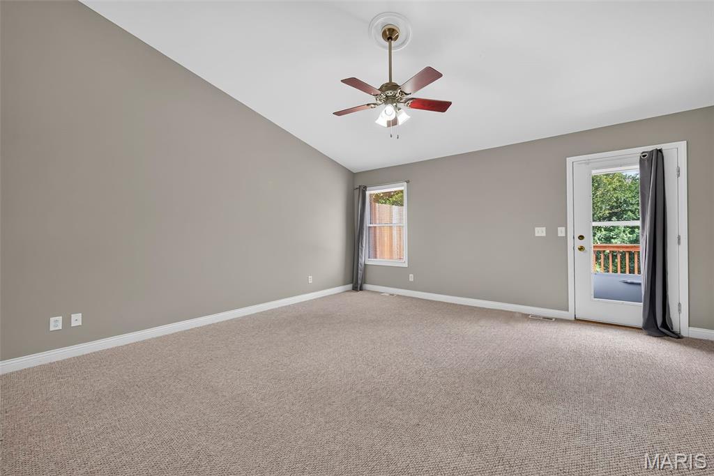 384-386 Shadow Pines Drive