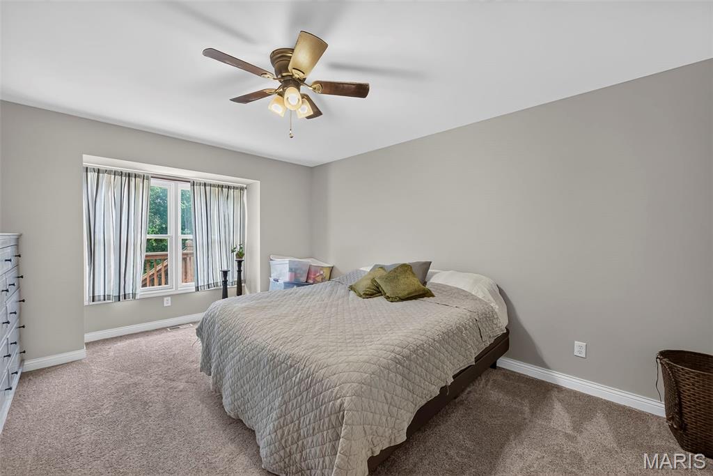 384-386 Shadow Pines Drive