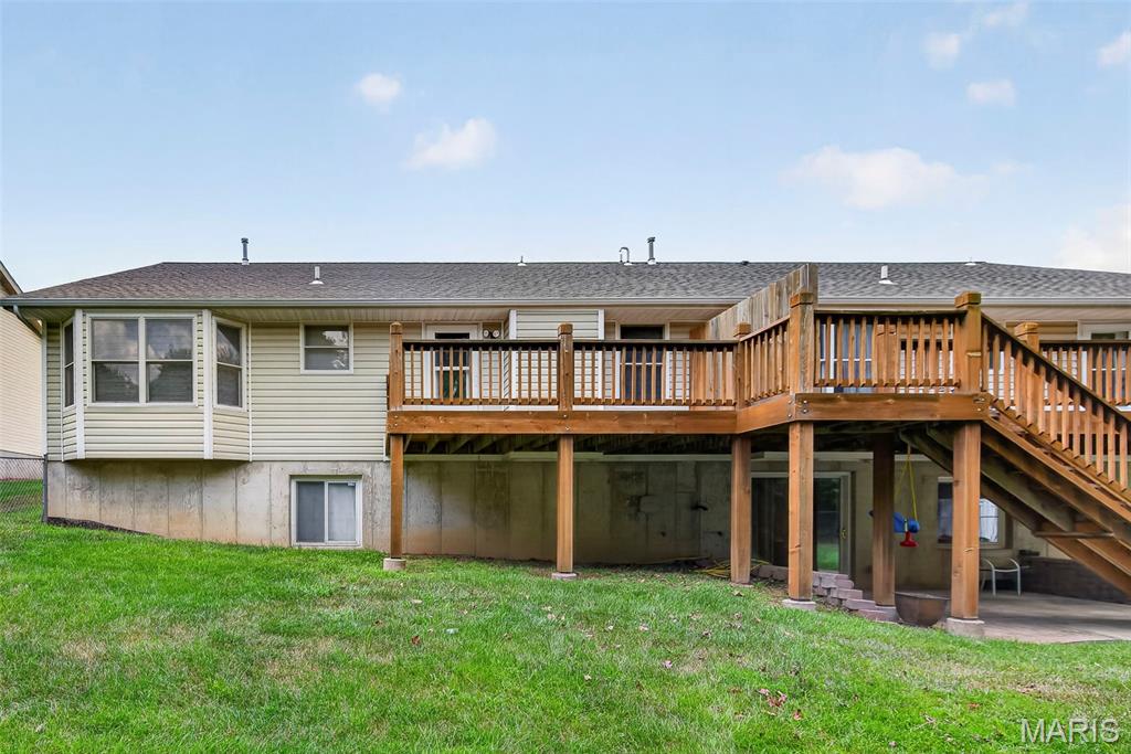 384-386 Shadow Pines Drive