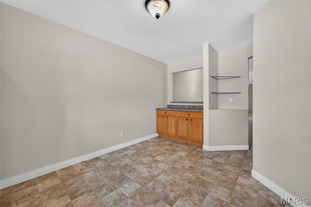 384-386 Shadow Pines Drive