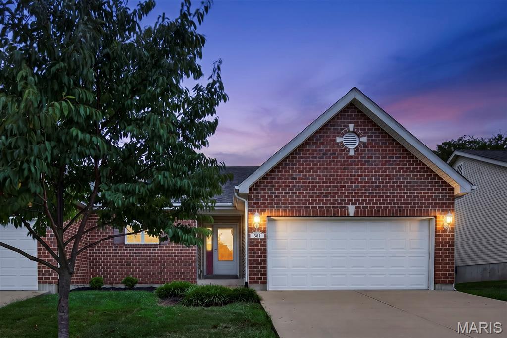 384-386 Shadow Pines Drive