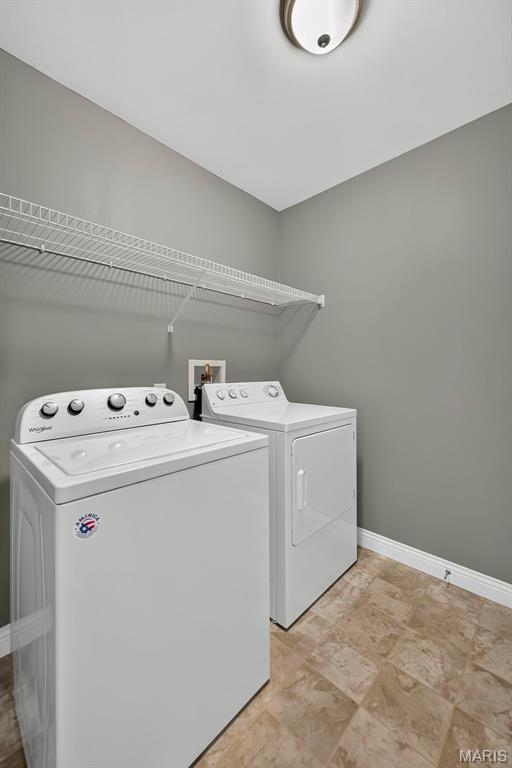 384-386 Shadow Pines Drive