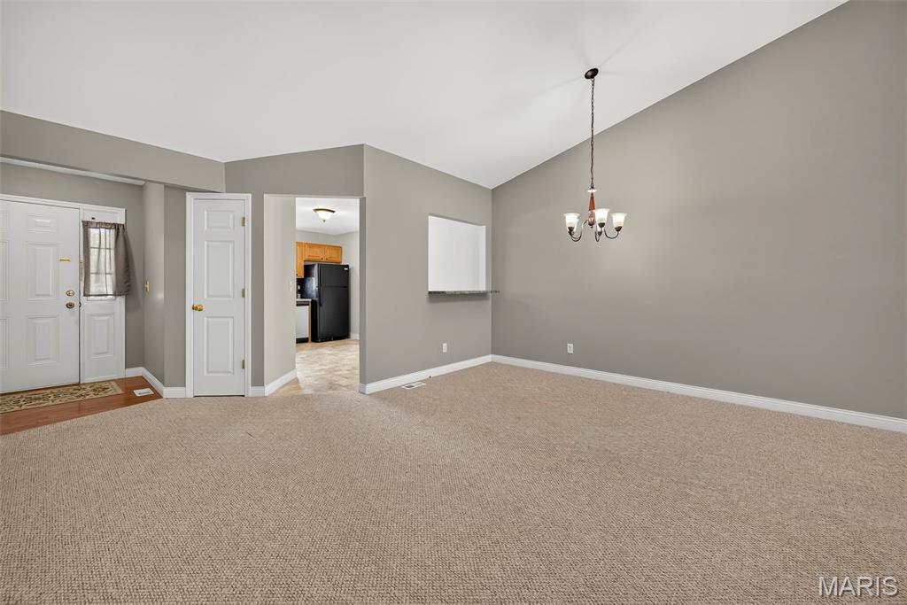 384-386 Shadow Pines Drive