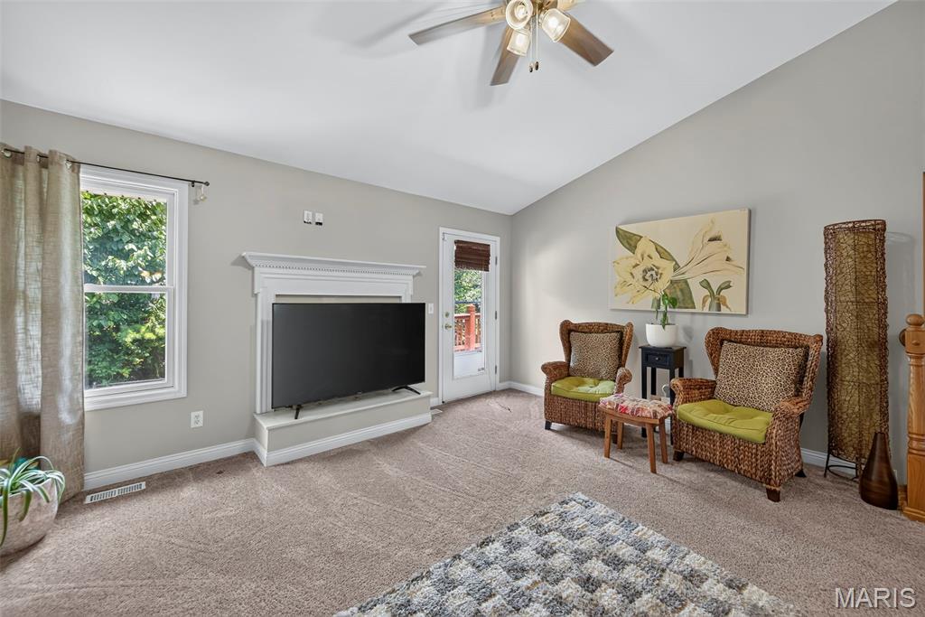 384-386 Shadow Pines Drive