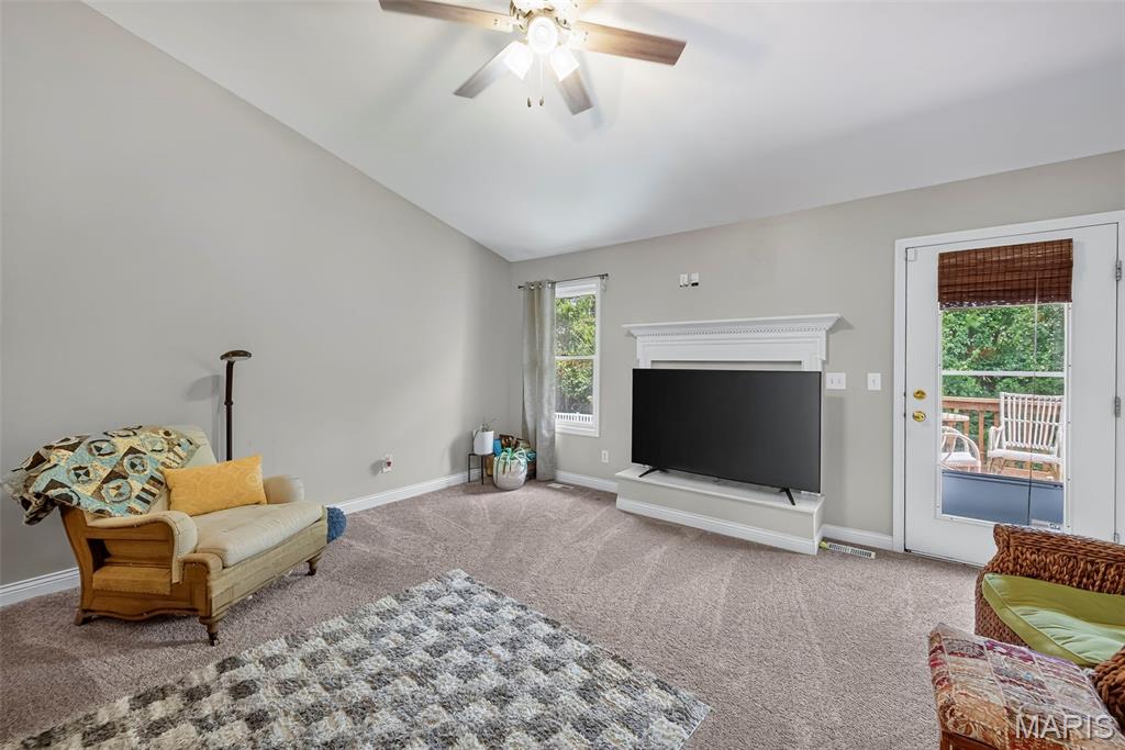 384-386 Shadow Pines Drive