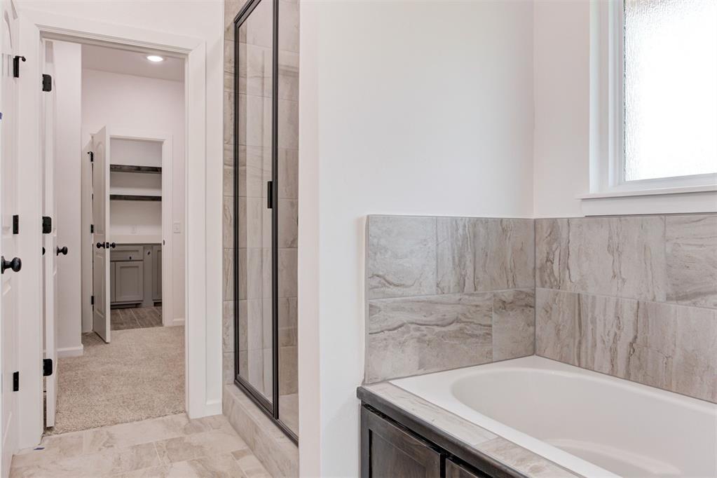 3301 Canadian Trails Court