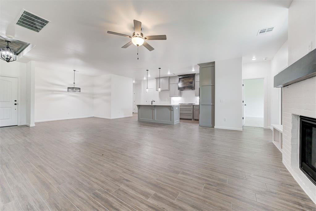 3301 Canadian Trails Court