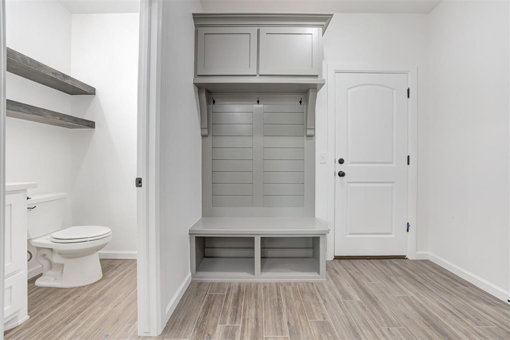 3301 Canadian Trails Court