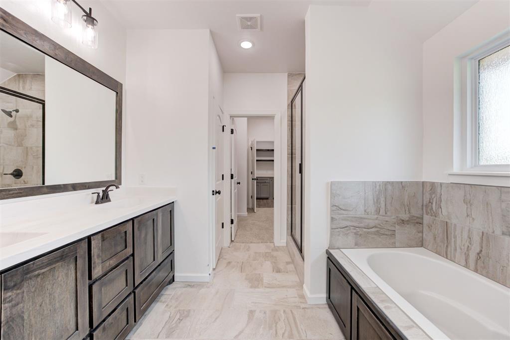 3301 Canadian Trails Court