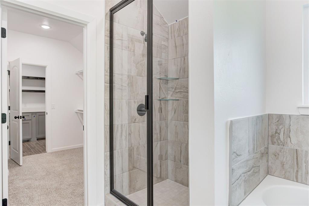 3301 Canadian Trails Court