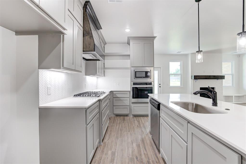 3301 Canadian Trails Court