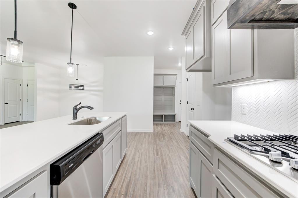 3301 Canadian Trails Court