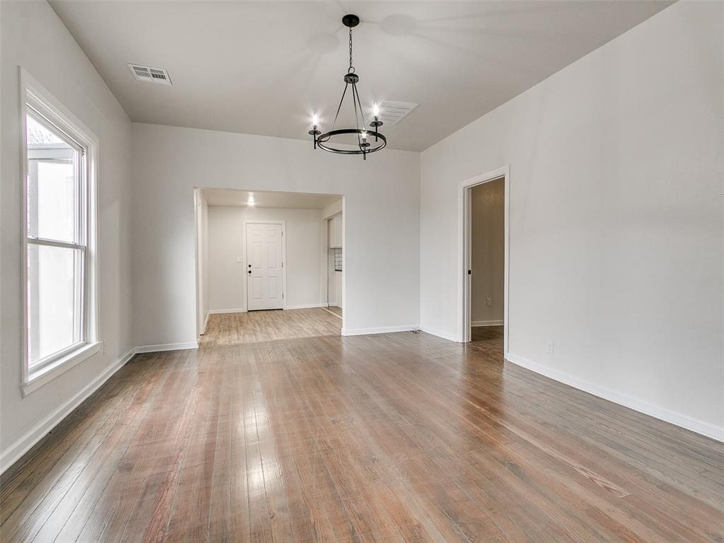 602 E Cleveland Avenue