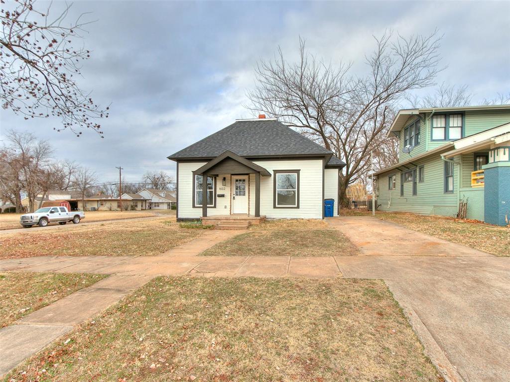 602 E Cleveland Avenue