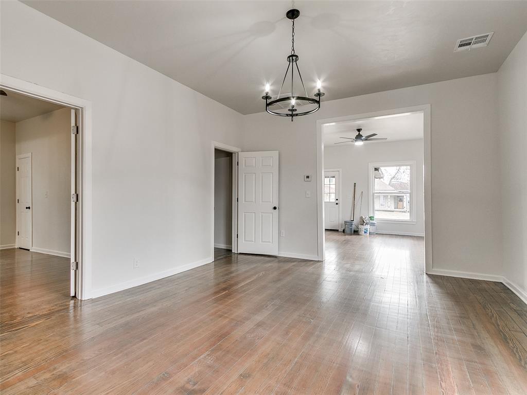 602 E Cleveland Avenue