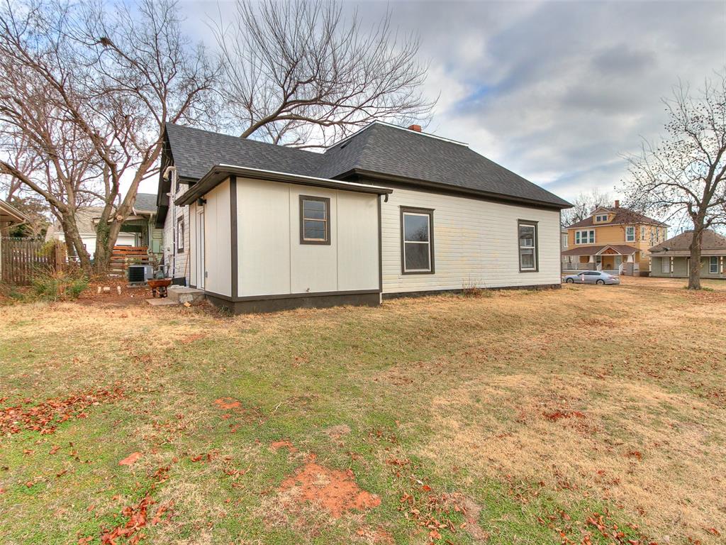 602 E Cleveland Avenue