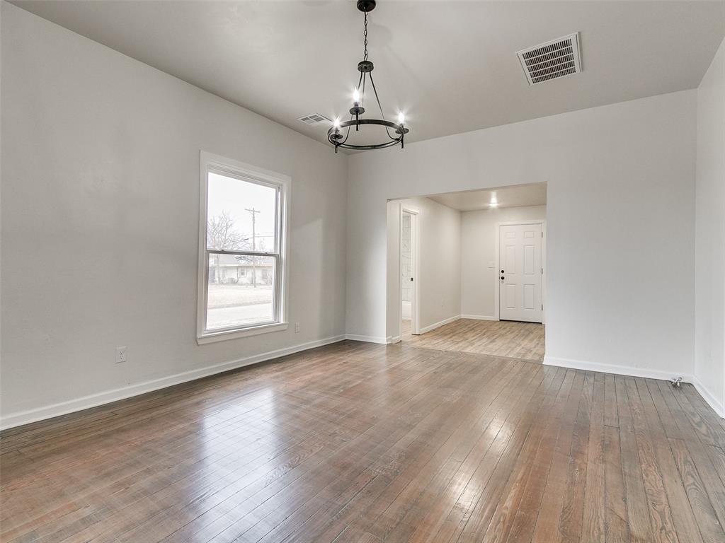 602 E Cleveland Avenue