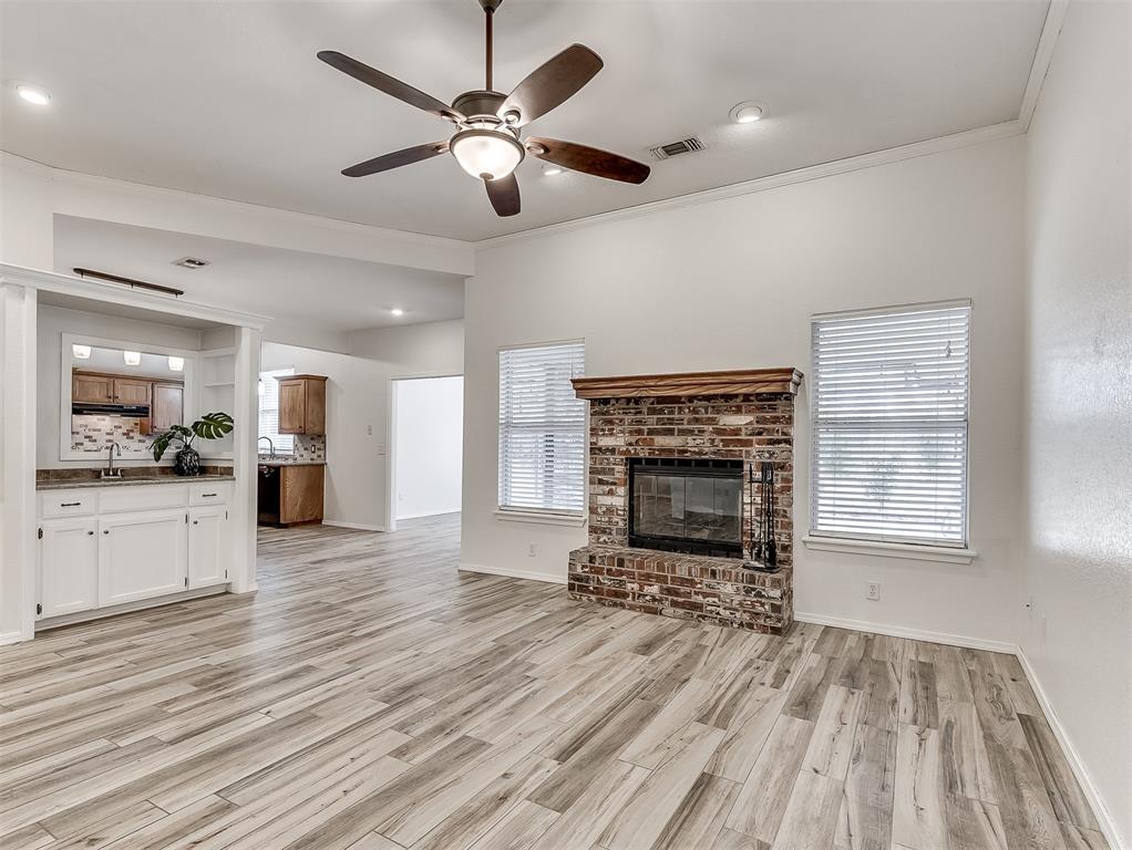 1816 N Shawnee Trail