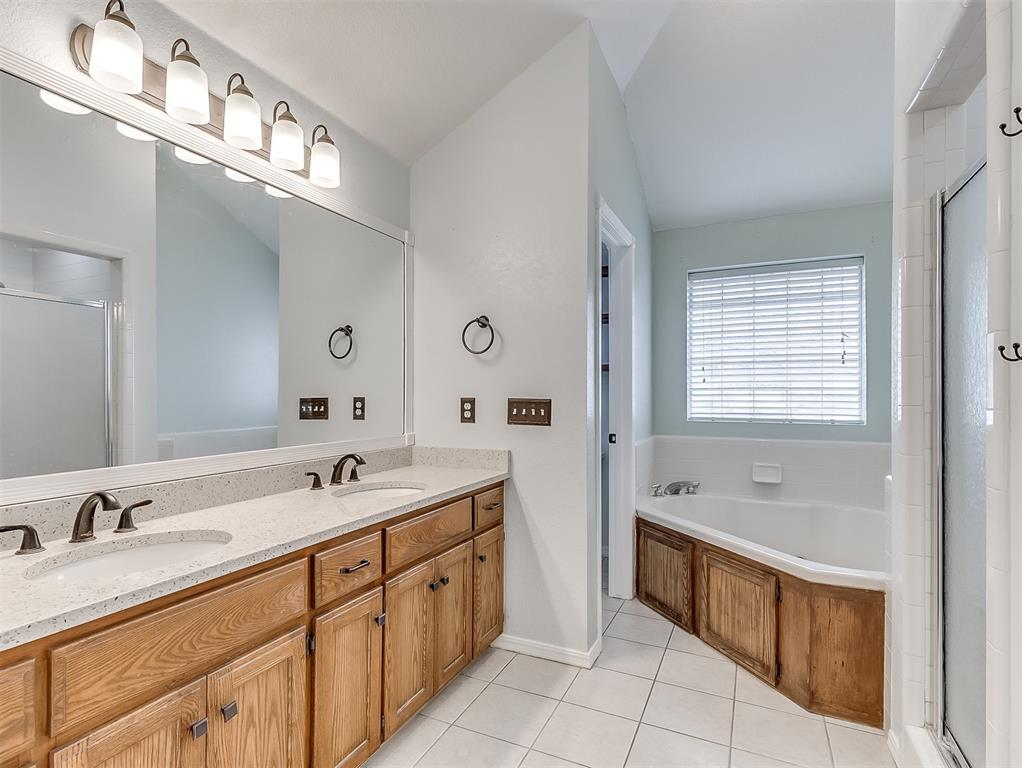 1816 N Shawnee Trail