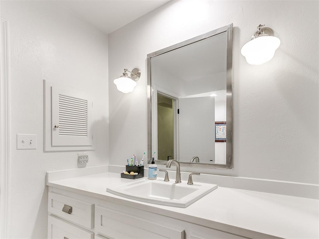 2828 NW 117th Street