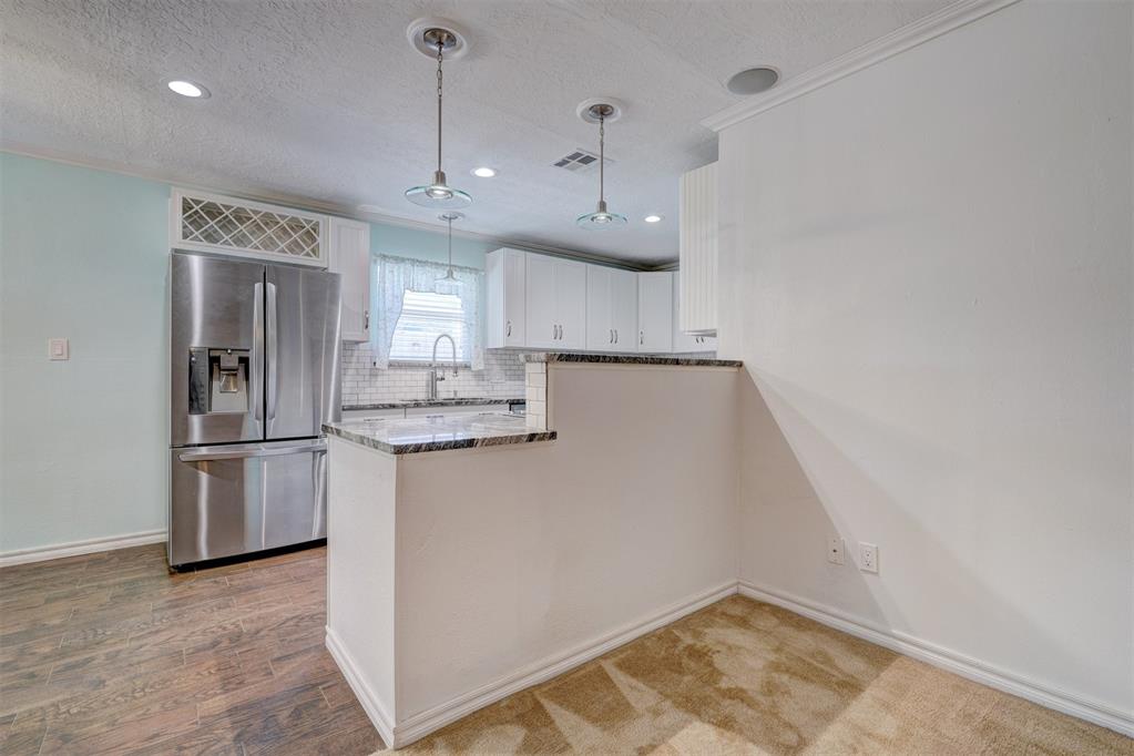 6910 NW Sprucewood Drive