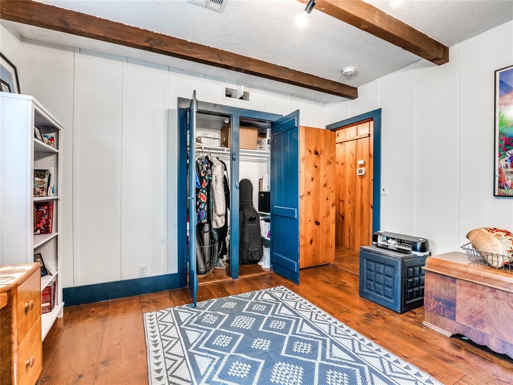 11308 N Miller Avenue